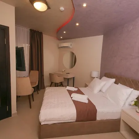 Hotel Bajadera Lux Belgrad Exterior foto