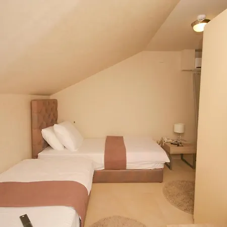 Hotel Bajadera Lux Belgrad Exterior foto