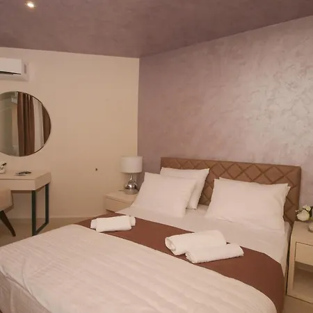 Hotel Bajadera Lux Belgrad Exterior foto