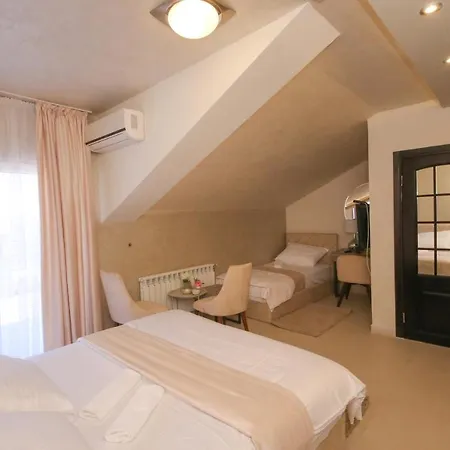 Hotel Bajadera Lux Belgrad Exterior foto