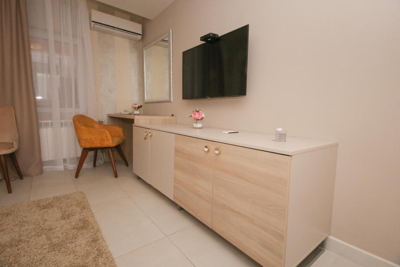 Bajadera Lux Отель
