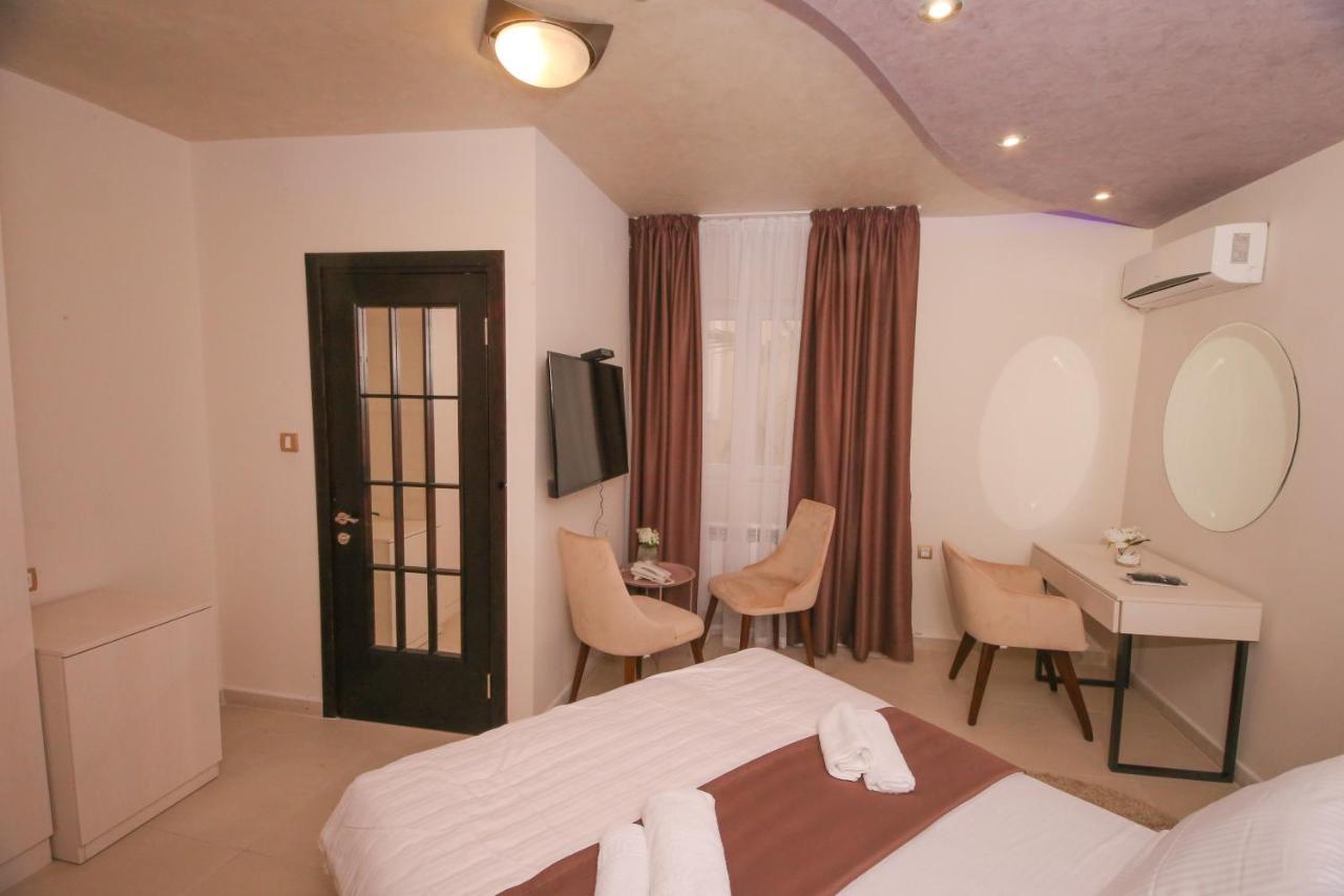 Bajadera Lux 2* Белград